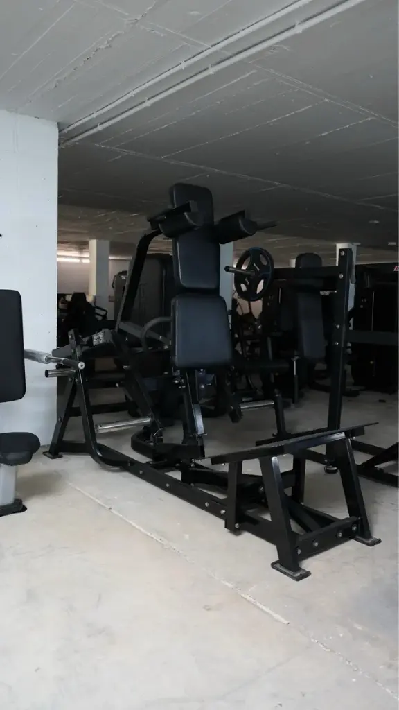 Jaca Profesional V Squat