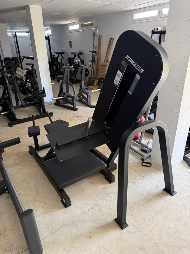 Patada de gluteo Vertical ETENON