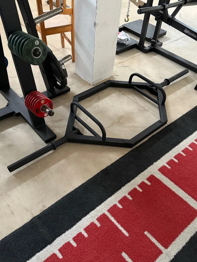 Barra Hexagonal Negra 200cm