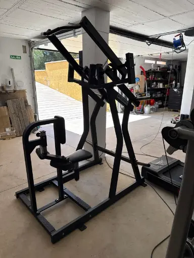 Máquina Jalón Pecho